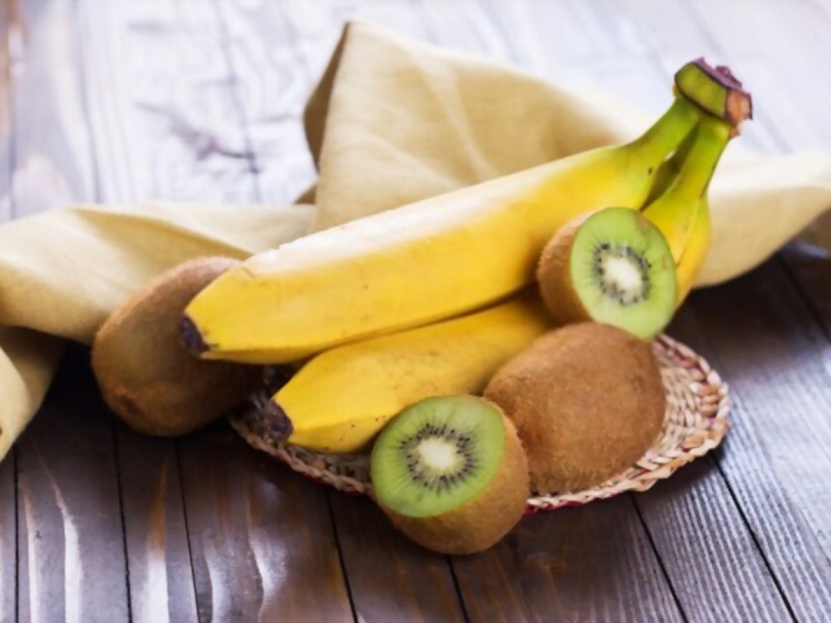 How To Make Kiwi And Banana Puree For Your Kid And Their Benefits