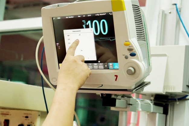 hand nurse setting function bp vital sign heart rate monitor hospital 36555 147