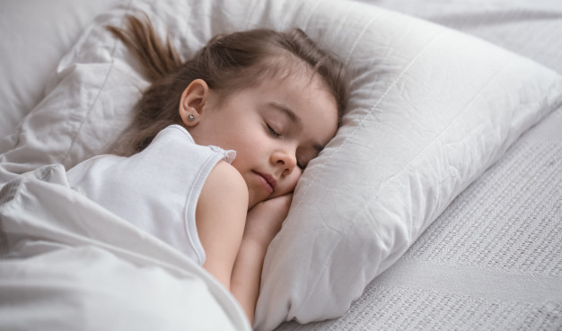 cute little girl sleeps sweetly bed 169016 2226
